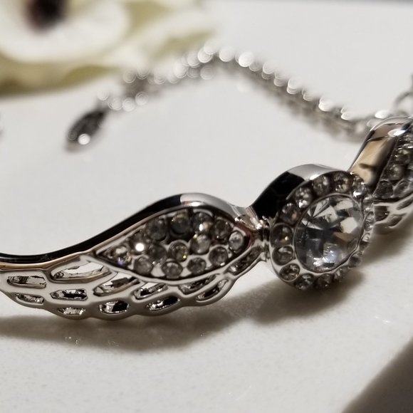 Angel Wings Design Bracelet Friendship Gift ideas Monday Noon New Old Stock - Picture 11 of 15